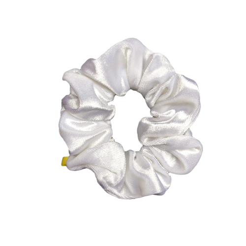 'PEARL' VELVET SCRUNCHIE